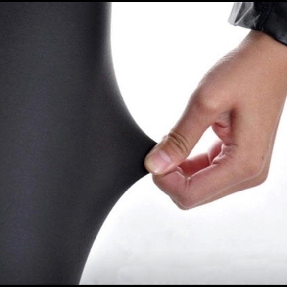 High waist faux leather pants - Picture 7 of 8